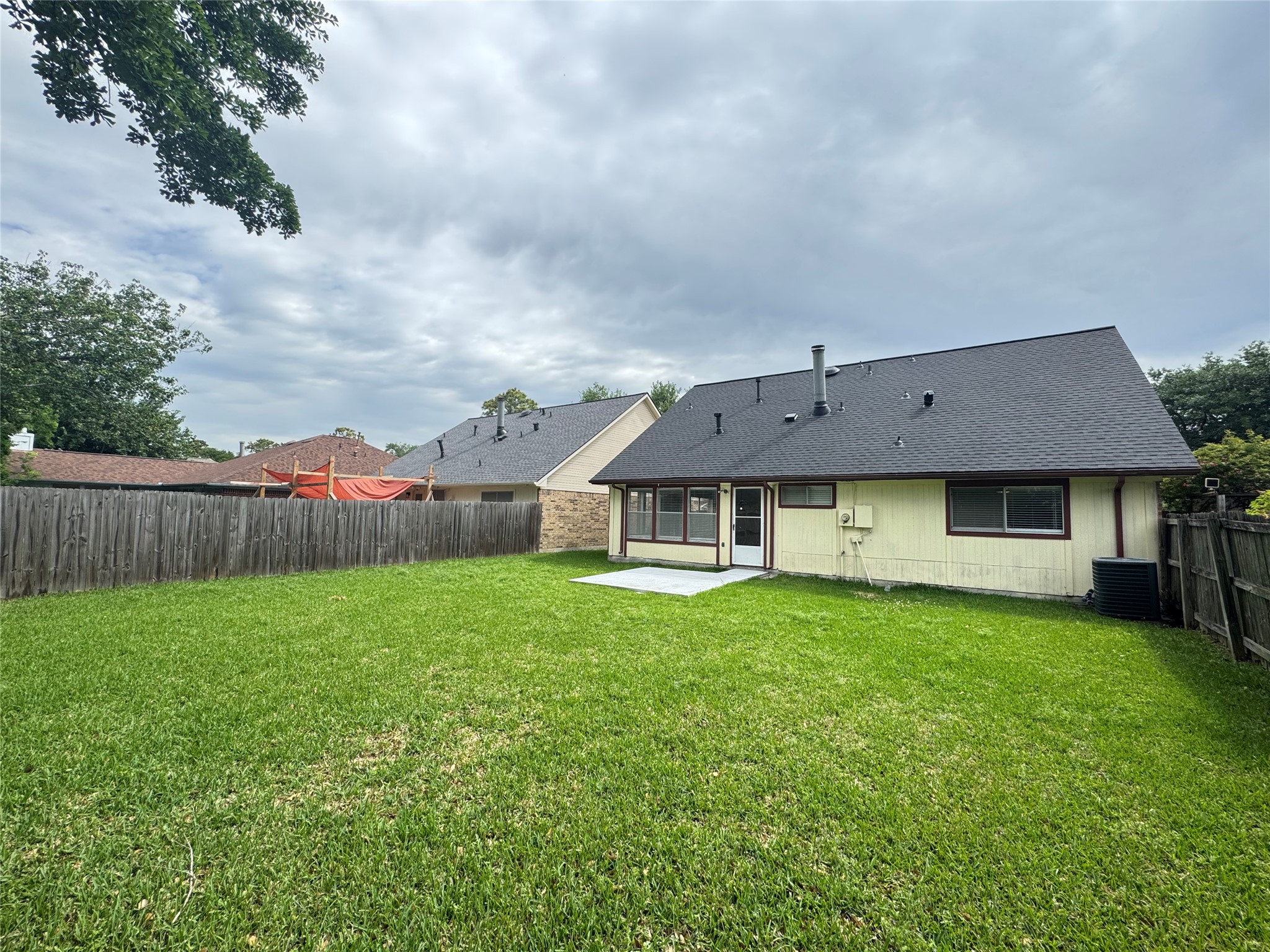 1915 Reddington Road Sugar Land, TX 77478 - Photo 31 of 34