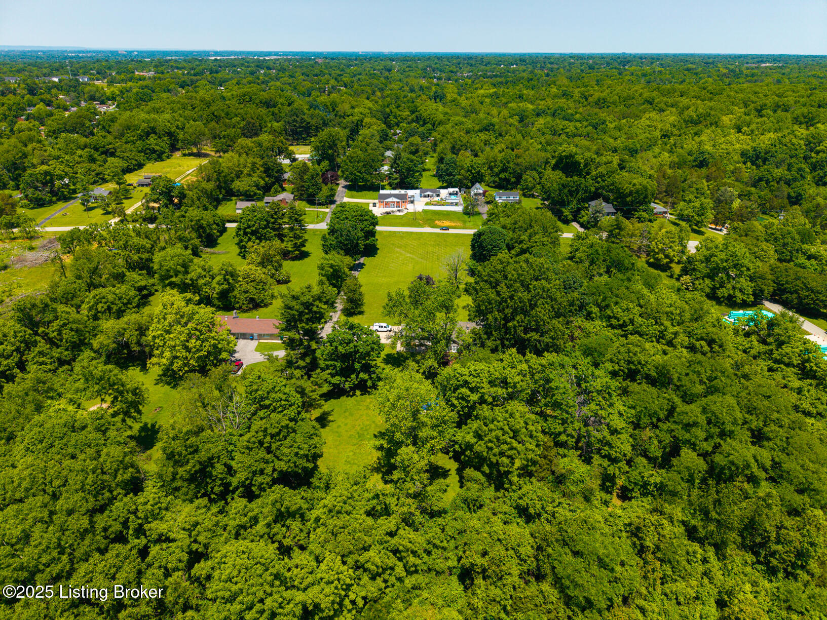6712 Cooper Chapel Road Louisville, KY 40229 - Photo 66 of 78 DJI_20250602134215_0797_D