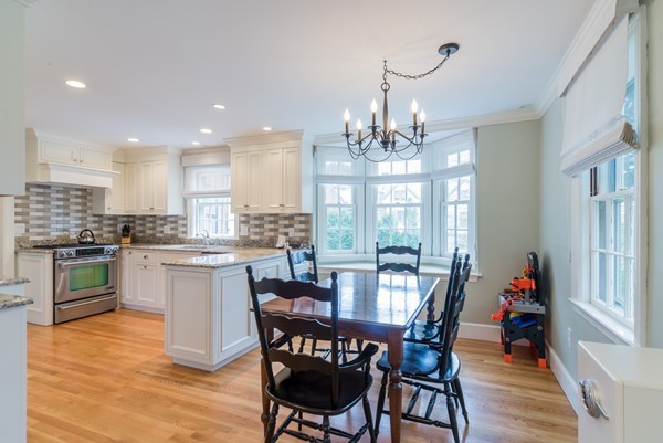 41 Old Orchard Road Newton, MA 02467 - Photo 5 of 17