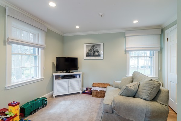 41 Old Orchard Road Newton, MA 02467 - Photo 6 of 17