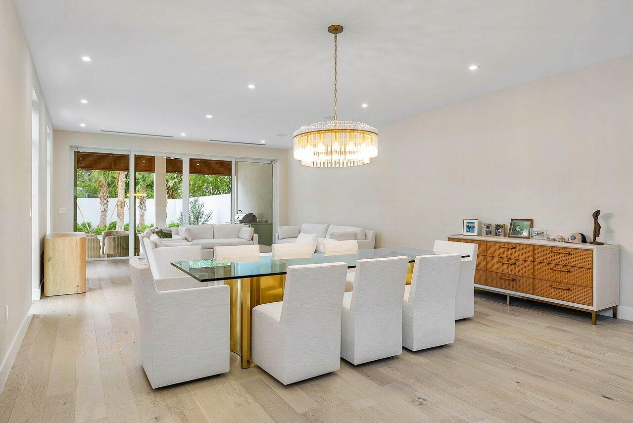 909 Bond Way Delray Beach, FL 33483 - Photo 18 of 43 a very nice looking living room with a large window