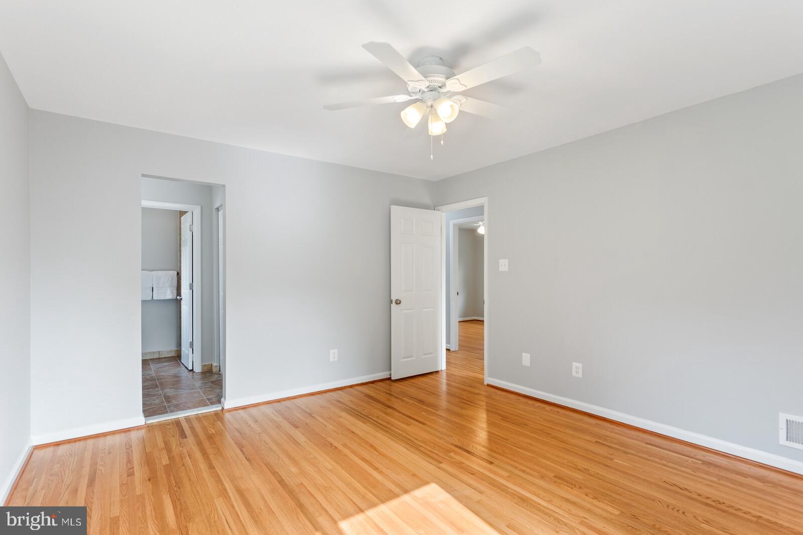7021 Hadlow Drive Springfield, VA 22152 - Photo 19 of 47 Upper Primary Bedroom Looking into Ensuite Bath