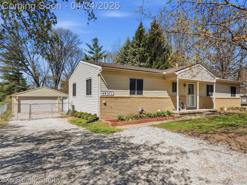 49301 Schoenherr Road Utica, MI 48315 - Photo 2 of 47 Gallery Image 2