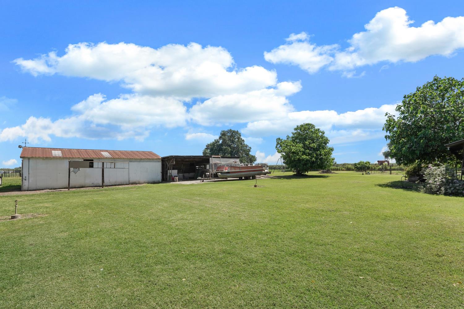 10450 West Walnut Grove Road Thornton, CA 95686 - Photo 43 of 51