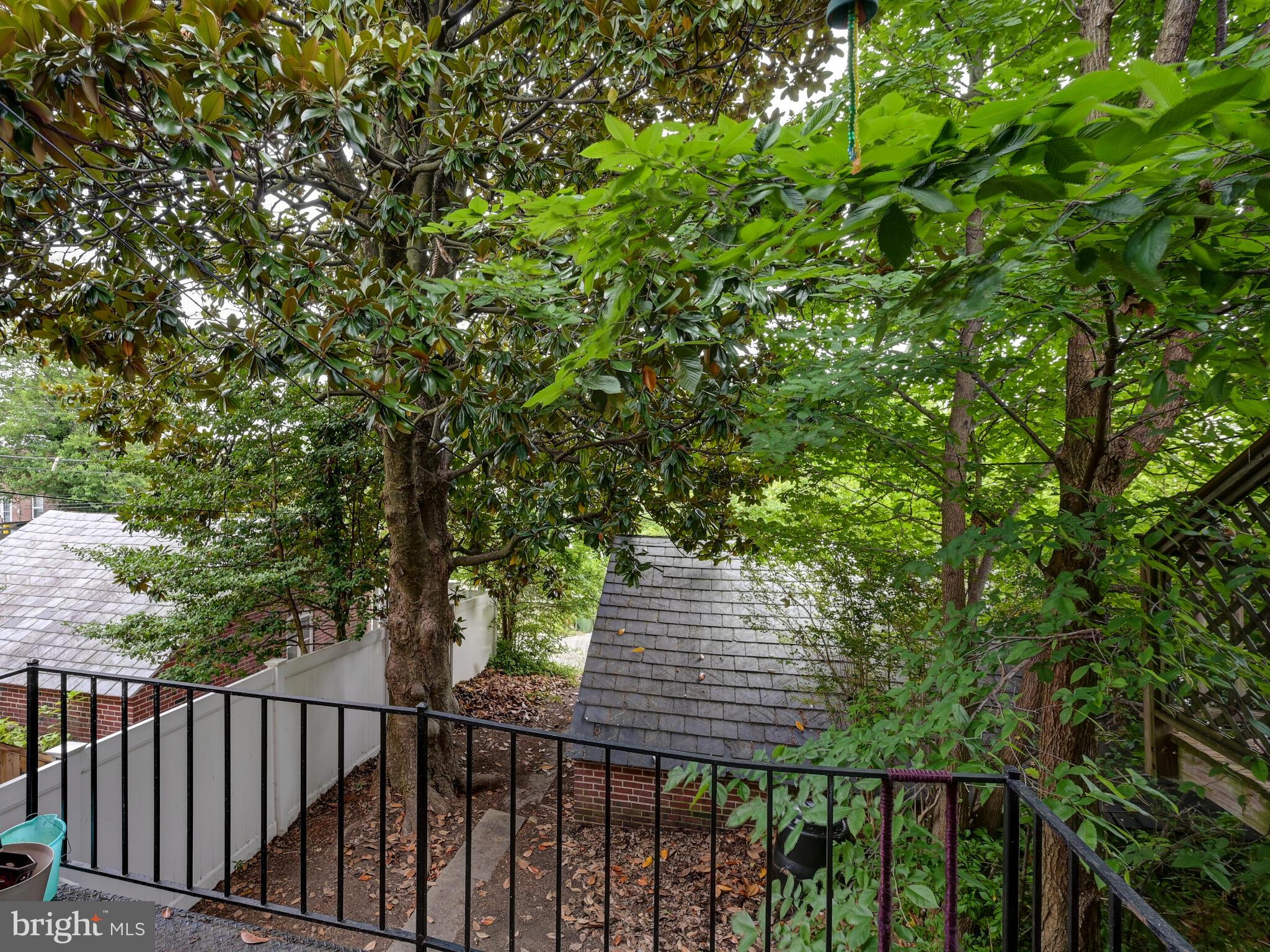 3603 Ednor Road Baltimore, MD 21218 - Photo 32 of 38