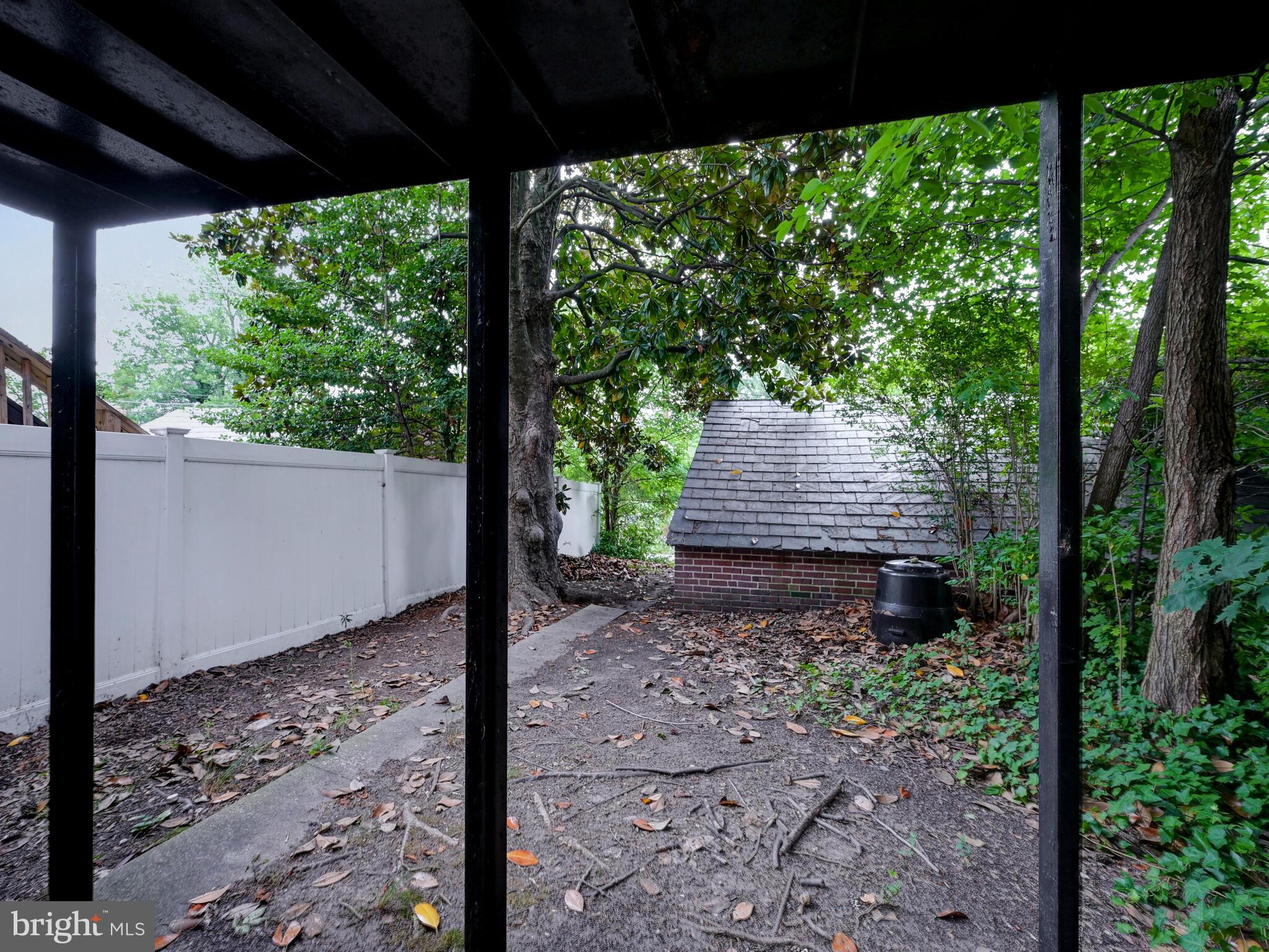 3603 Ednor Road Baltimore, MD 21218 - Photo 33 of 38