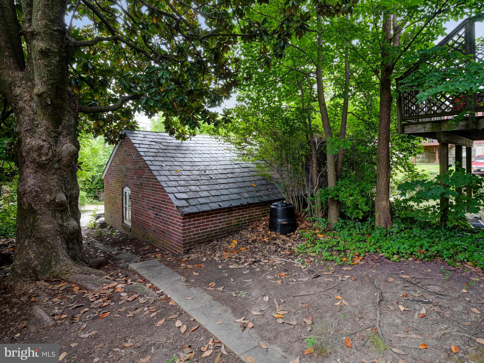 3603 Ednor Road Baltimore, MD 21218 - Photo 34 of 38