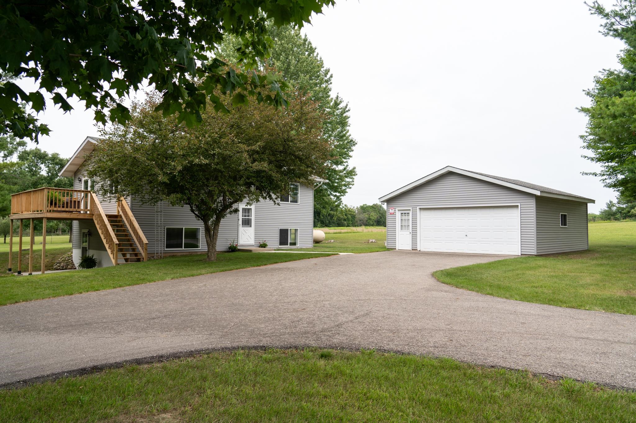4779 South Meridian Road Mount Pleasant, MI 48858 - Photo 4 of 39