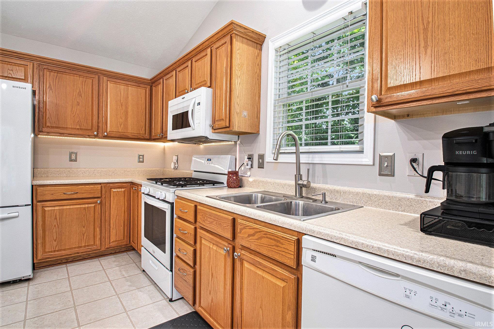 30311 Priem Road Elkhart, IN 46514 - Photo 13 of 36 Gallery Image 13