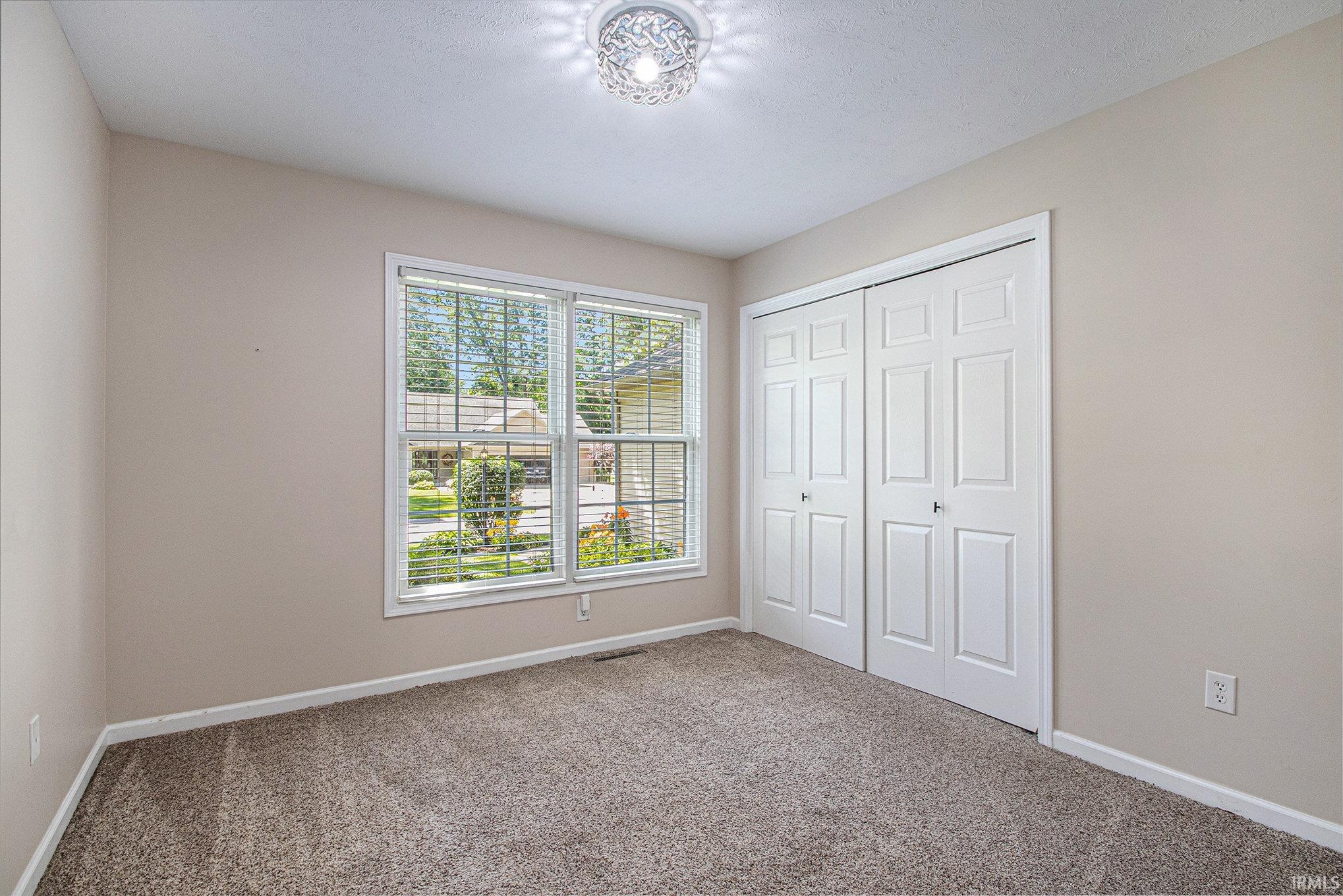 30311 Priem Road Elkhart, IN 46514 - Photo 15 of 36 Gallery Image 15