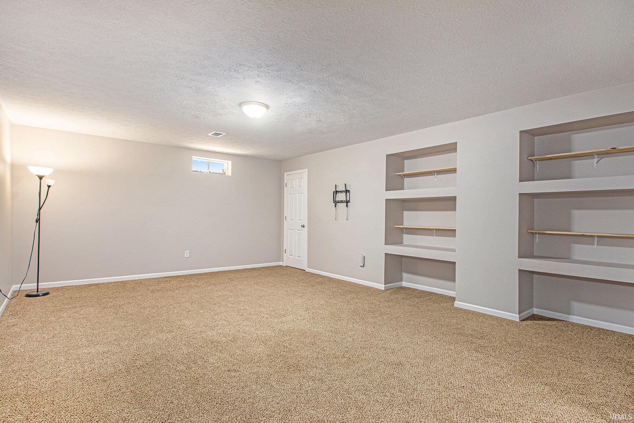 30311 Priem Road Elkhart, IN 46514 - Photo 24 of 36 Gallery Image 24