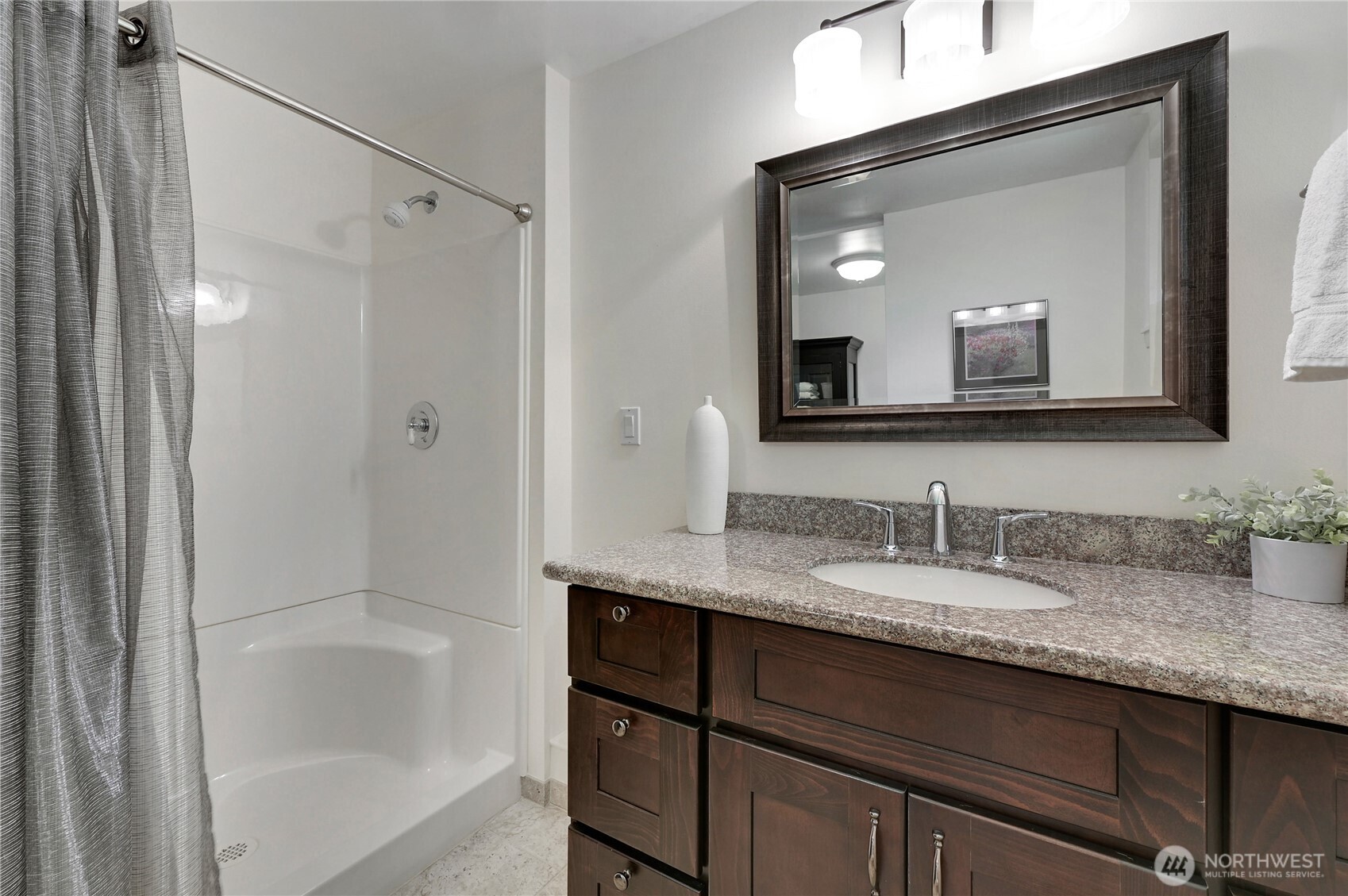10157 Northeast 200th Street Bothell, WA 98011 - Photo 26 of 38