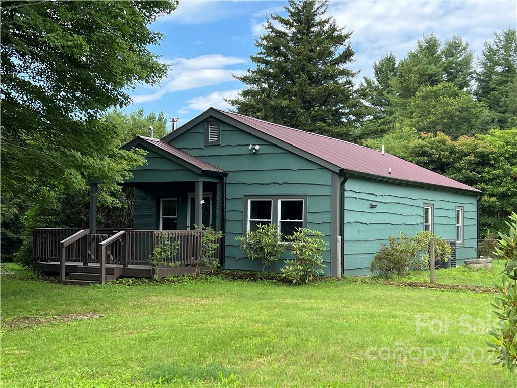 730 Pritchard Road Newland, NC 28657 - Photo 1 of 28 Gallery Image 1