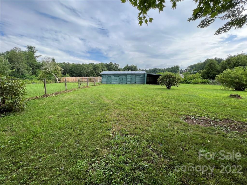 730 Pritchard Road Newland, NC 28657 - Photo 27 of 28 Gallery Image 27