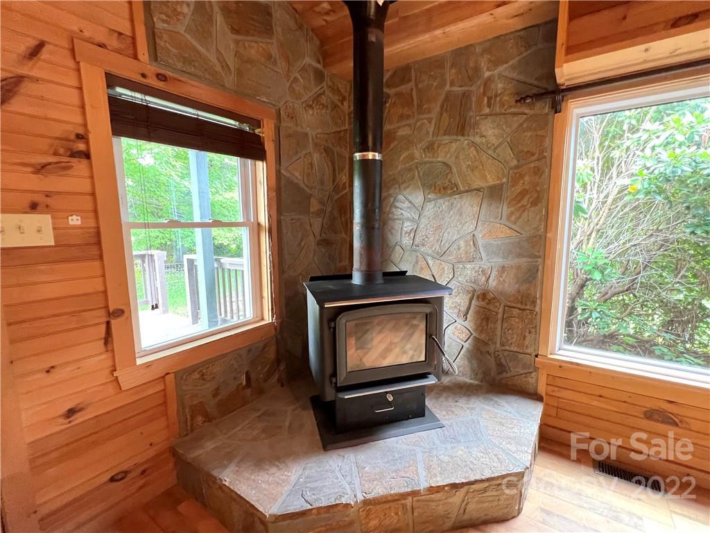730 Pritchard Road Newland, NC 28657 - Photo 6 of 28 Gallery Image 6