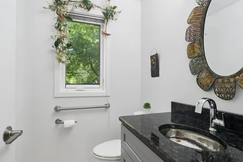 $750,000 | 1120 Fortress Drive, McHenry, IL 60050