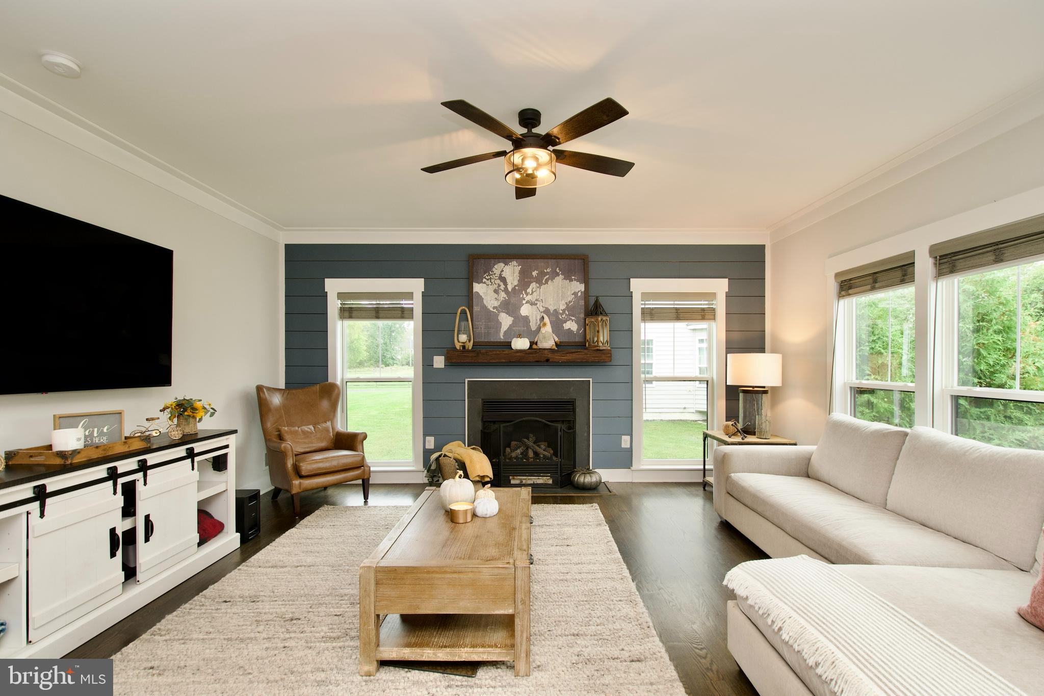 55 Indian Point Road Stafford, VA 22554 - Photo 19 of 60 Family room w/fireplace