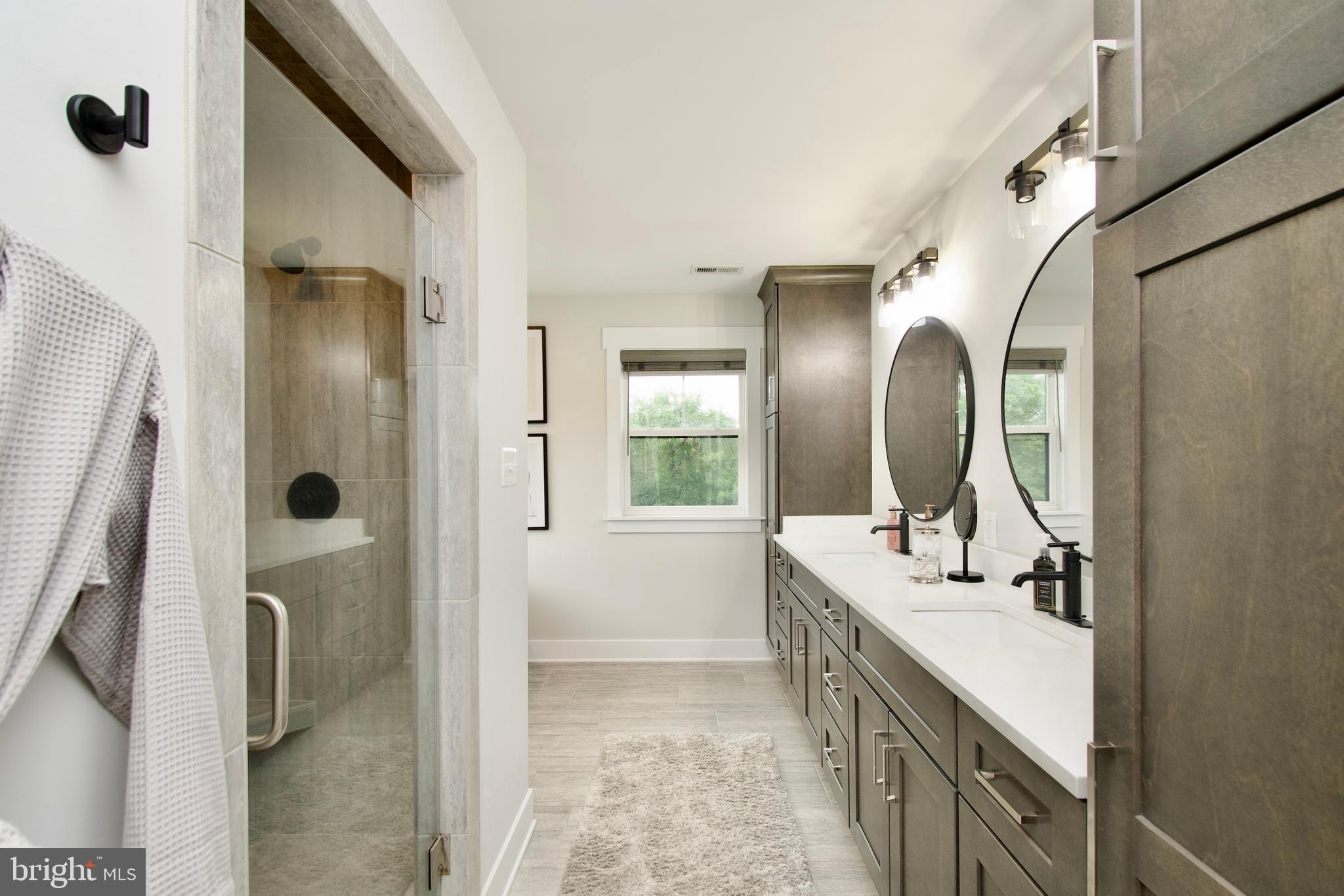 55 Indian Point Road Stafford, VA 22554 - Photo 36 of 60 Luxury master bath