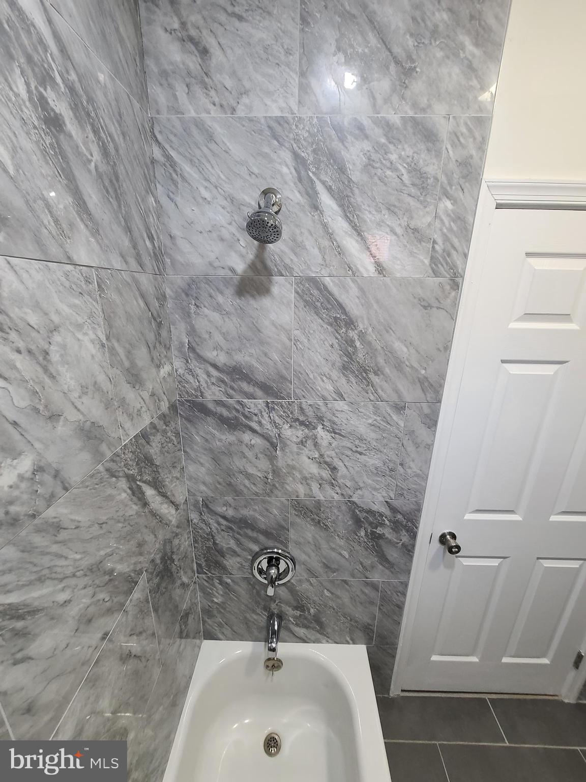 612 Wynnewood Road Philadelphia, PA 19151 - Photo 50 of 75 Tile Tub Surround