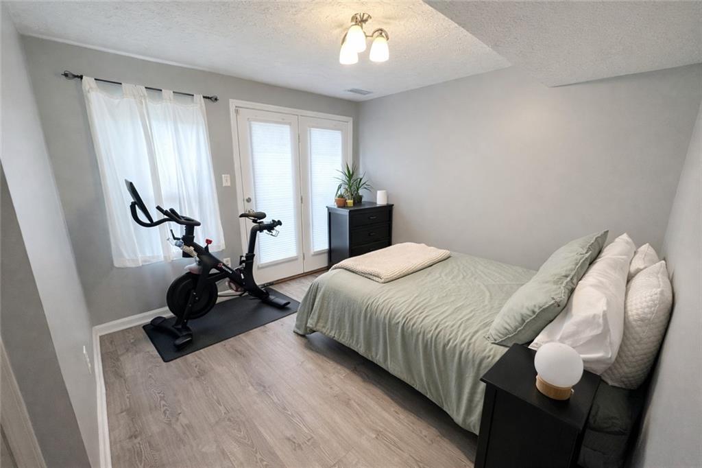 6 Hemingway Street Pittsburgh, PA 15213 - Photo 4 of 14 bedroom 3