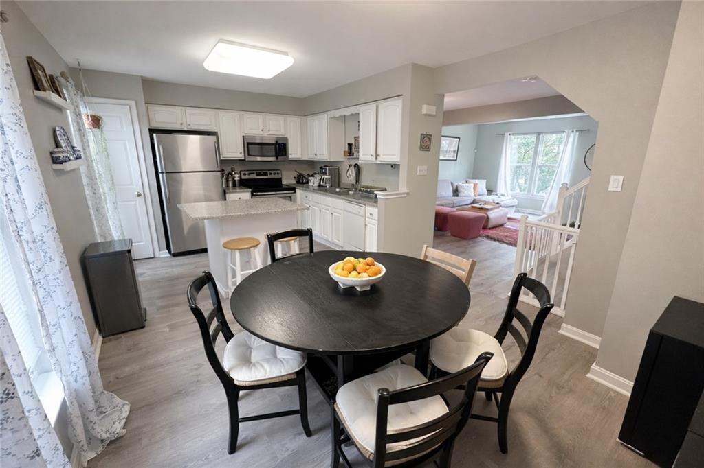 6 Hemingway Street Pittsburgh, PA 15213 - Photo 9 of 14