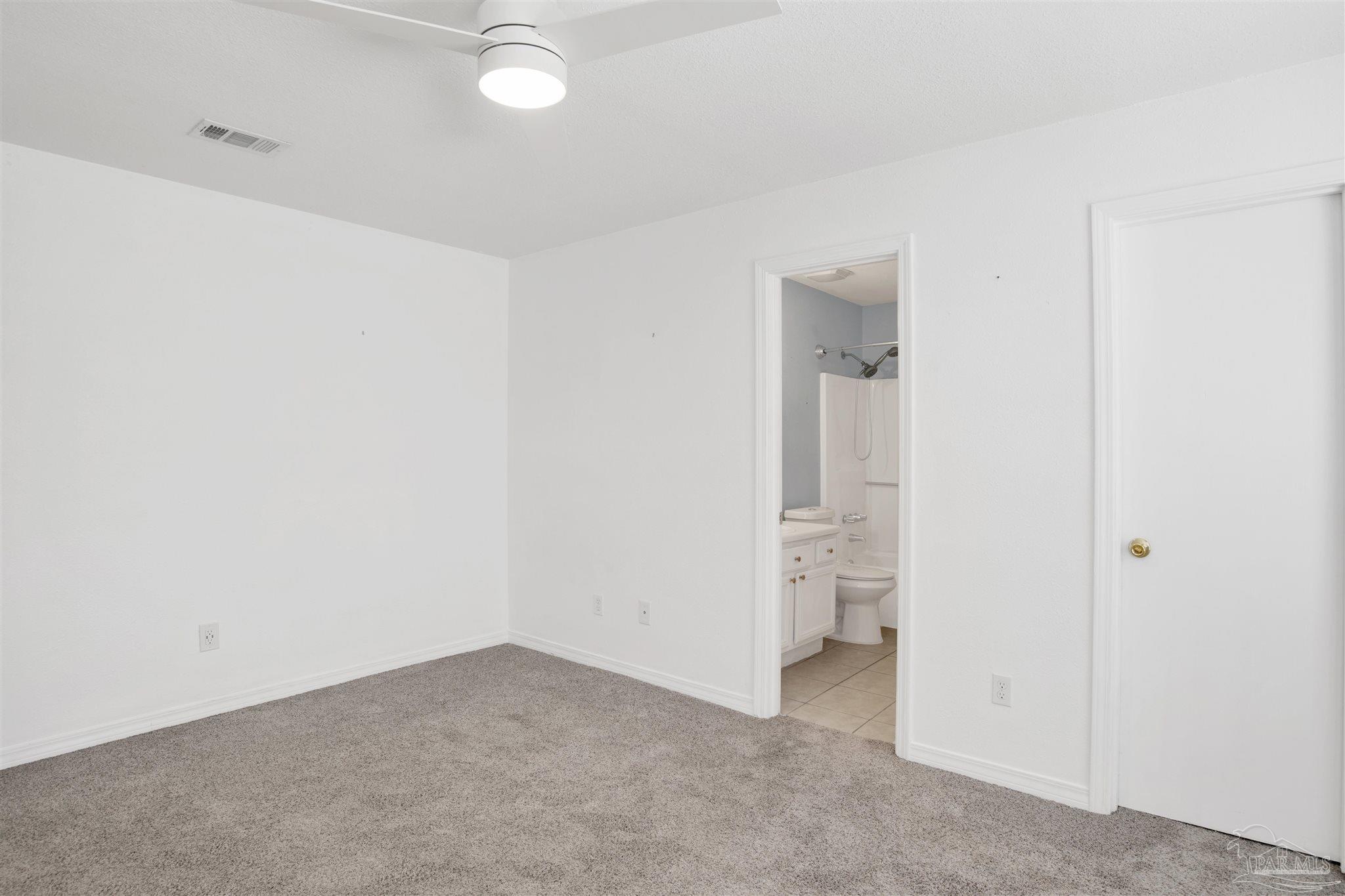 3437 Riverside Drive Pensacola, FL 32514 - Photo 14 of 27 an empty room with an entryway