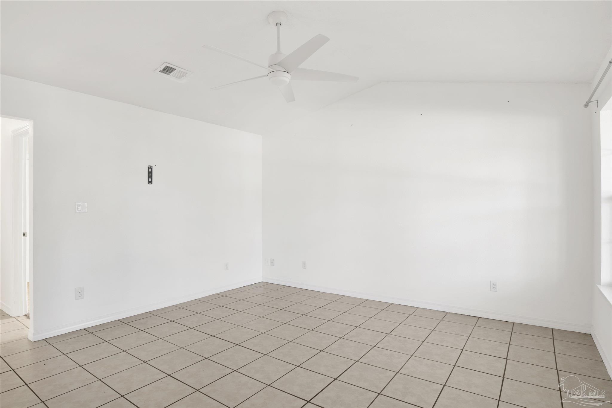 3437 Riverside Drive Pensacola, FL 32514 - Photo 4 of 27 a view of an empty room