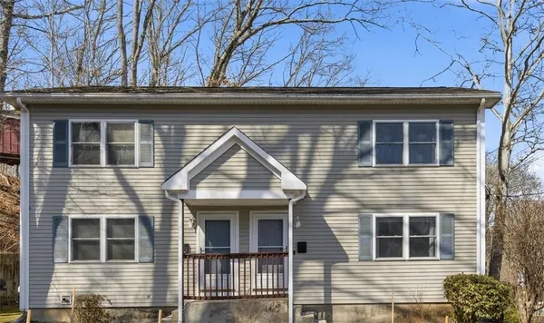 $319,000 | 131 New River Road, Lincoln, RI 02838