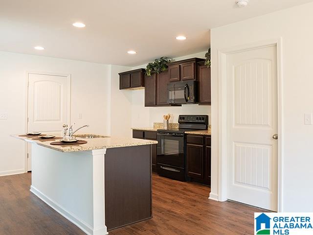 204 Leonards Court Calera, AL 35040 - Photo 4 of 16