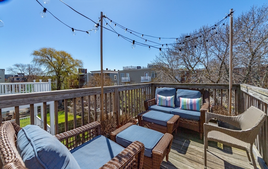 28 Howell Street, Unit 1 Boston, MA 02125 - Photo 10 of 11