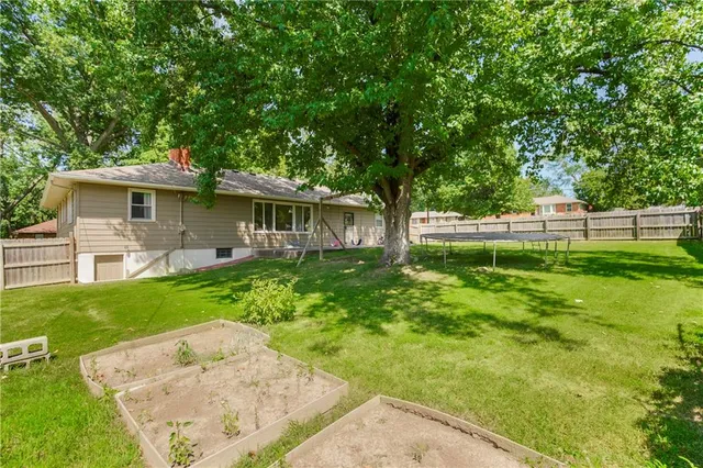 $320,000 | 8205 Freeman Avenue, Kansas City, KS 66112