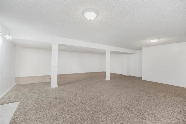 $320,000 | 8205 Freeman Avenue, Kansas City, KS 66112