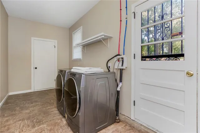 $320,000 | 8205 Freeman Avenue, Kansas City, KS 66112