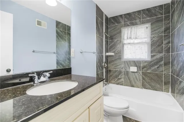 $320,000 | 8205 Freeman Avenue, Kansas City, KS 66112