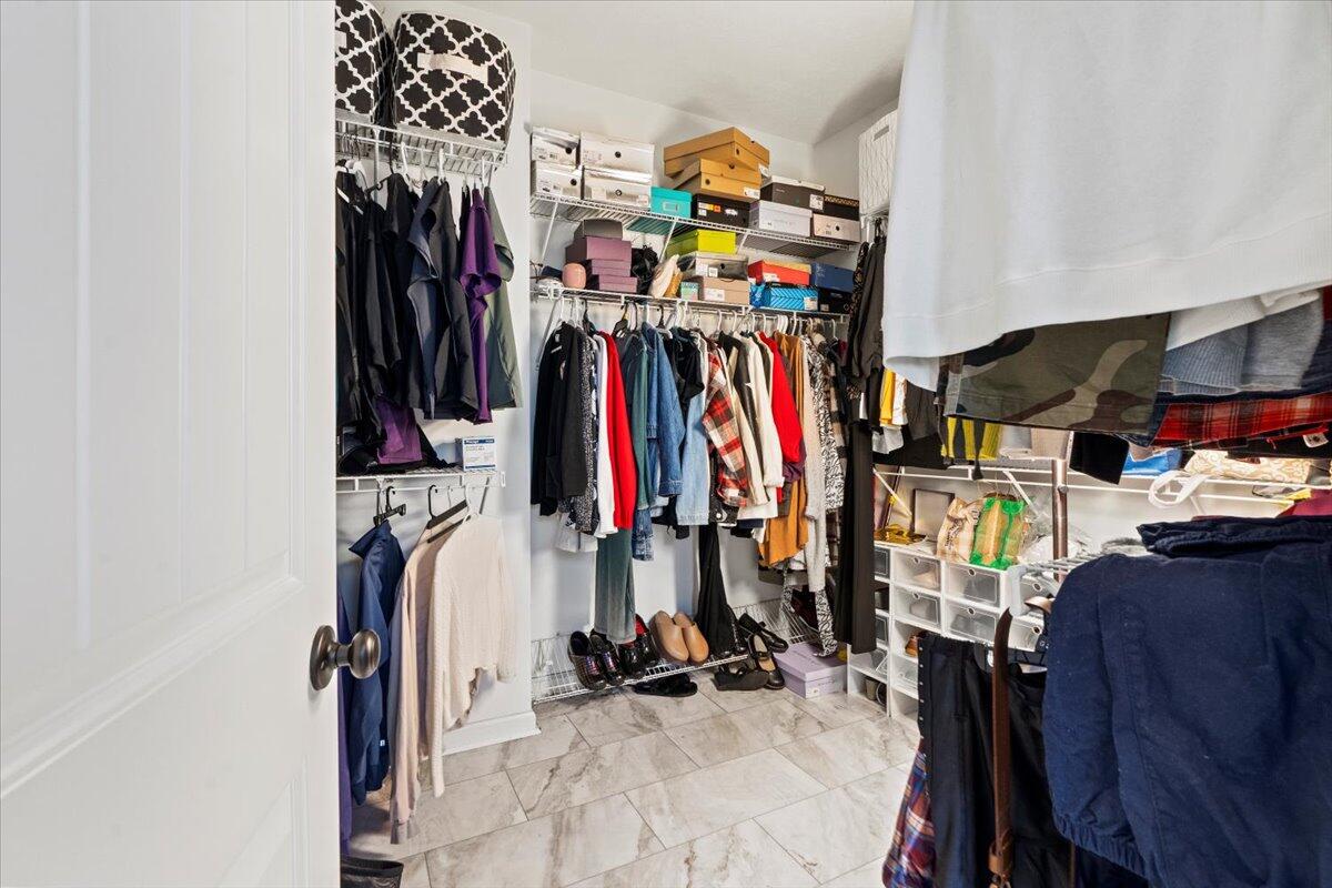 1152 Rosland Circle Augusta, GA 30909 - Photo 24 of 37 24-Owners Closet