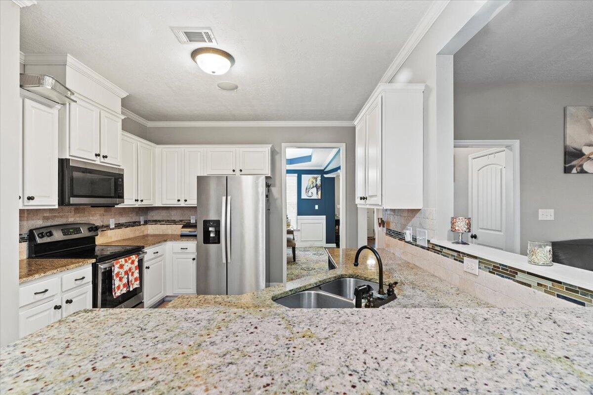 1152 Rosland Circle Augusta, GA 30909 - Photo 10 of 37 10-Kitchen