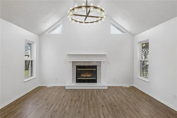$275,000 | 204 West 1st Street, Garden City, MO 64747