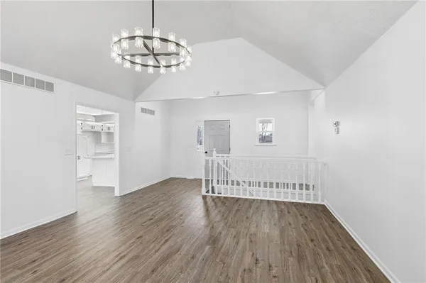 $275,000 | 204 West 1st Street, Garden City, MO 64747