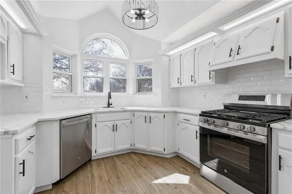 $275,000 | 204 West 1st Street, Garden City, MO 64747