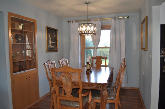 $399,800 | W154N10077 Moonlite Drive, Germantown, WI 53022