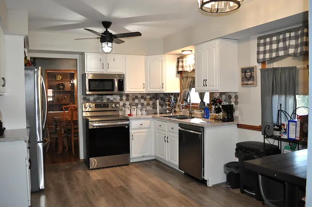 $399,800 | W154N10077 Moonlite Drive, Germantown, WI 53022