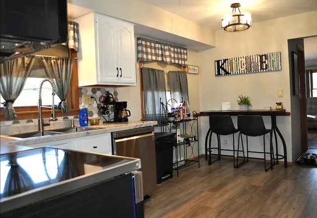 $399,800 | W154N10077 Moonlite Drive, Germantown, WI 53022