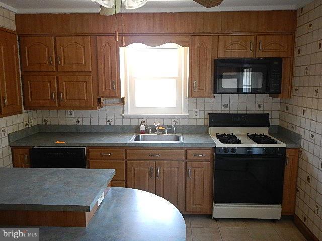 1938 Old Frederick Road Catonsville, MD 21228 - Photo 4 of 15 Kitchen