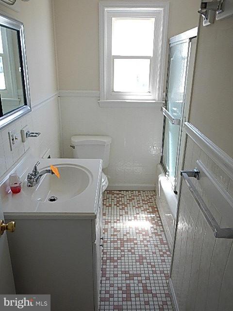 1938 Old Frederick Road Catonsville, MD 21228 - Photo 7 of 15 Bath 1