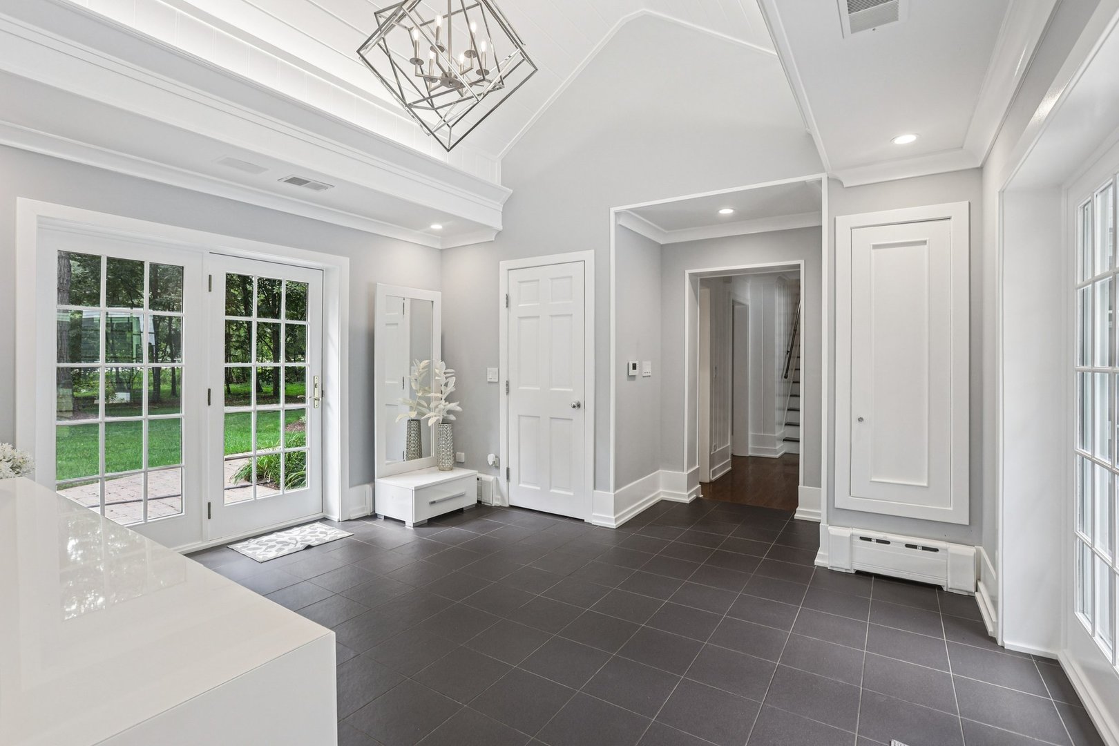 1834 West Palatine Road Palatine, IL 60067 - Photo 14 of 56 a view of a storage & utility room