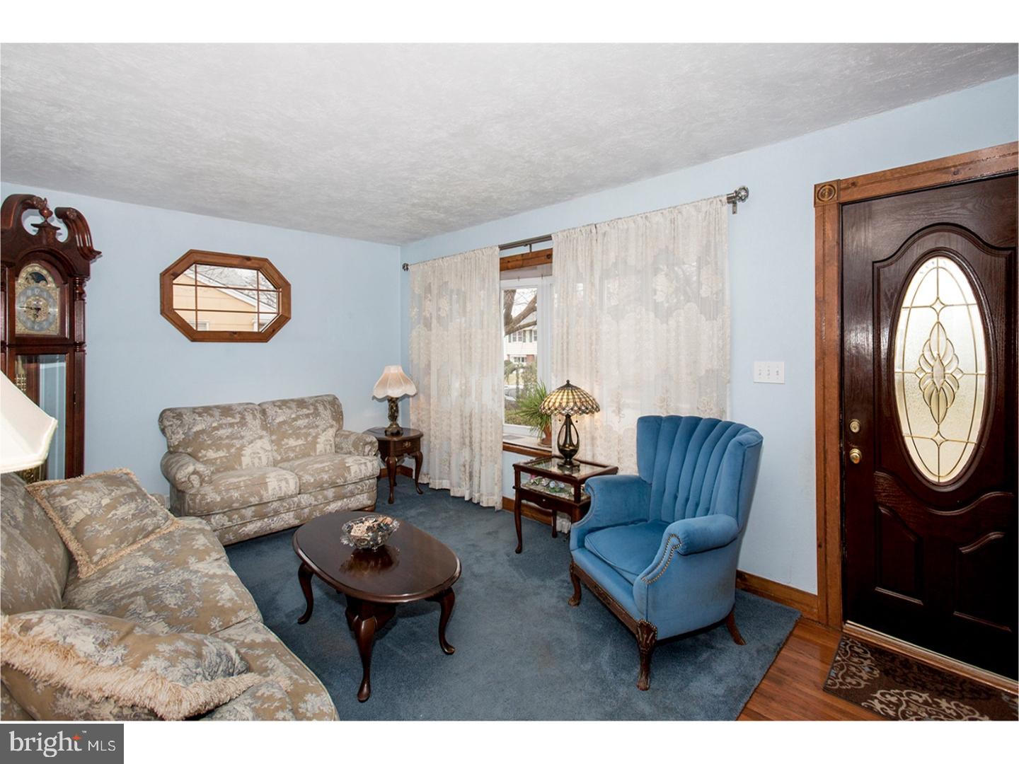 4 Valley View Road Hamilton, NJ 08620 - Photo 3 of 25