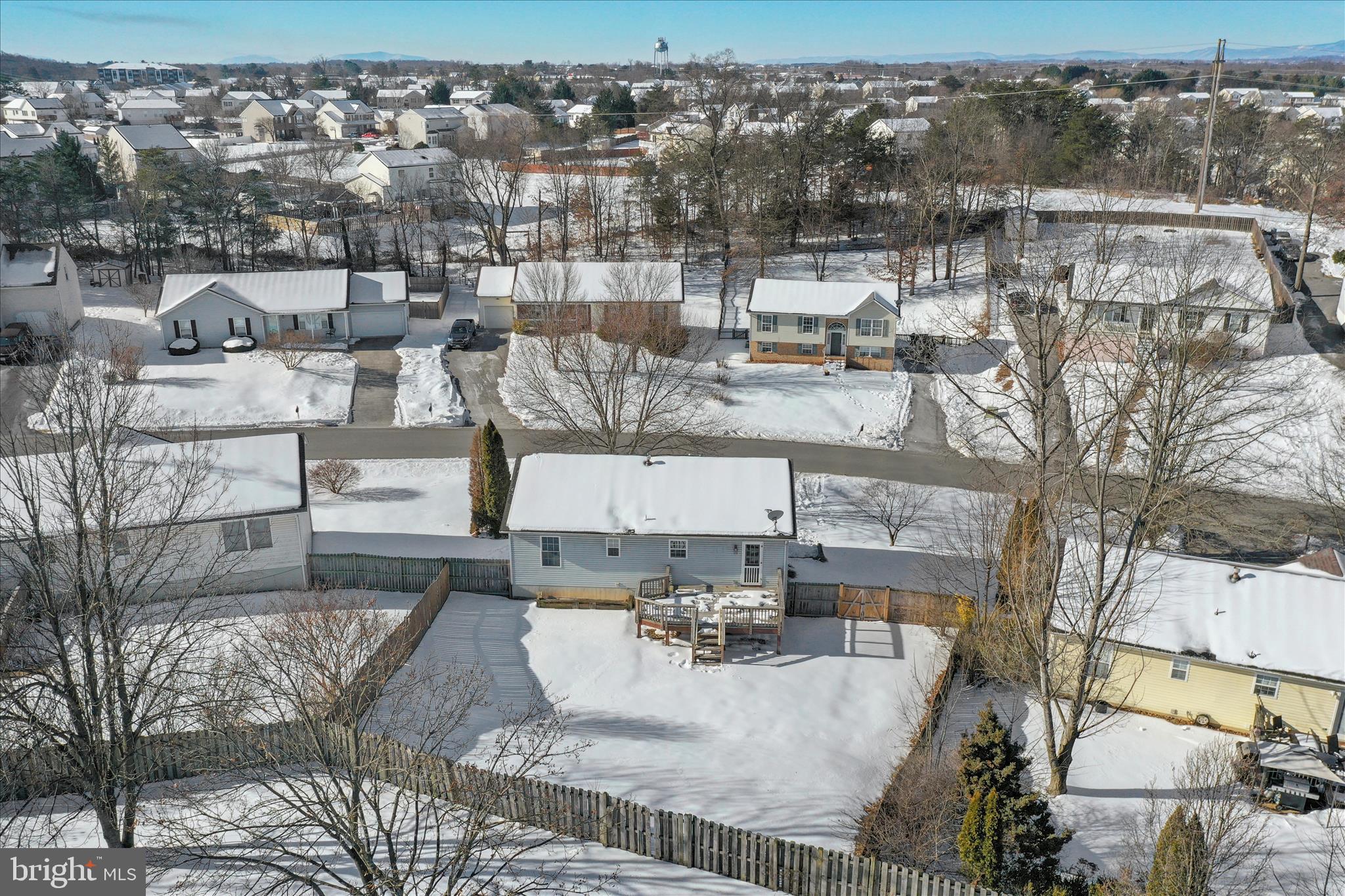 137 Woodrow Road Winchester, VA 22602 - Photo 42 of 45