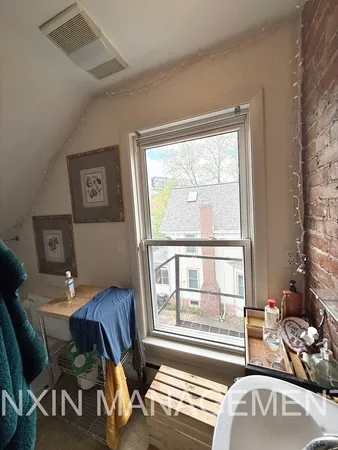 $2,600 | 2 Orchard Street, Unit 3, Cambridge, MA 02140