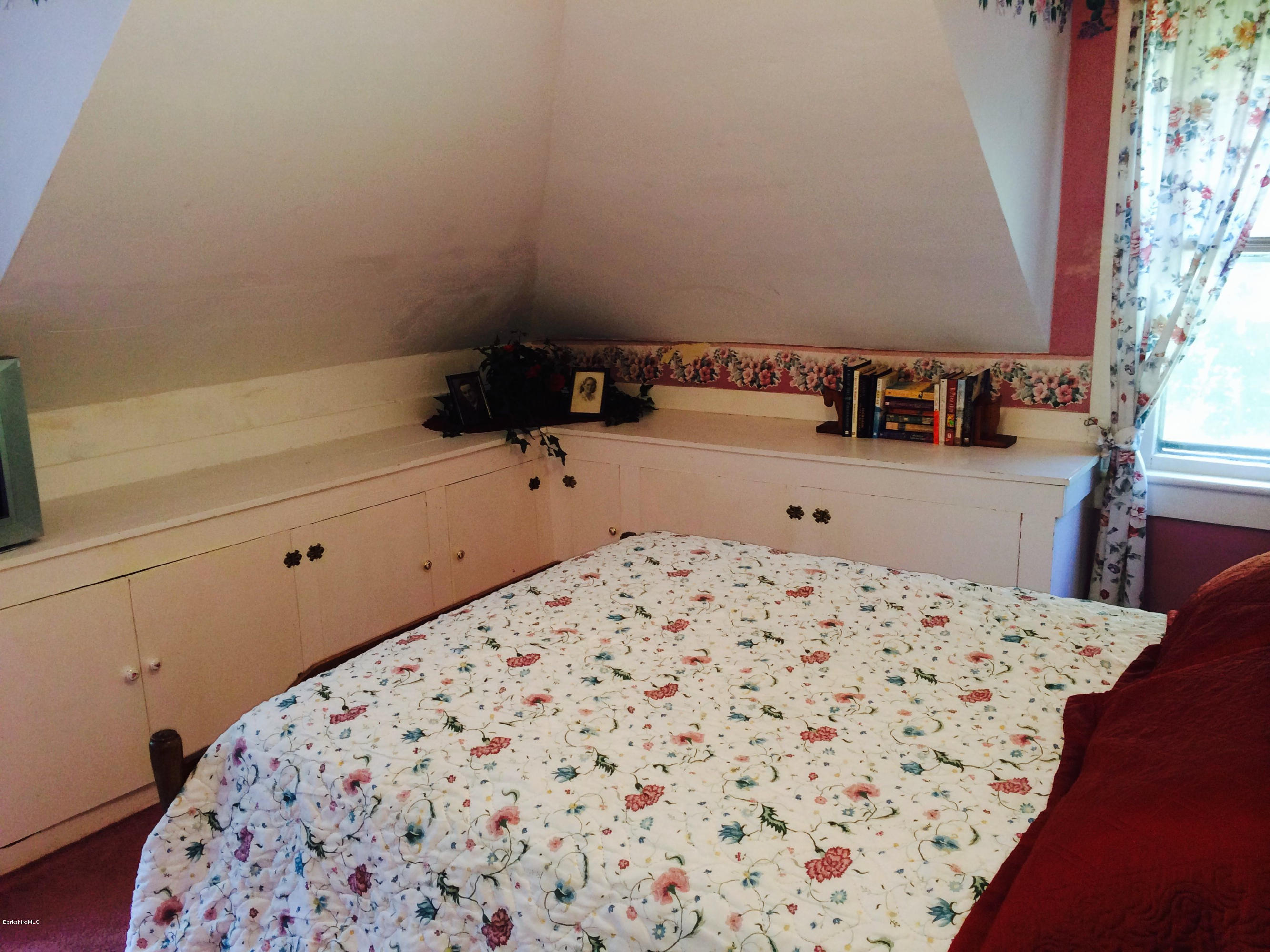 67 Old Stockbridge Road Lenox, MA 01240 - Photo 21 of 25 NW BR