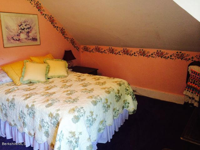 67 Old Stockbridge Road Lenox, MA 01240 - Photo 22 of 25 SW BR